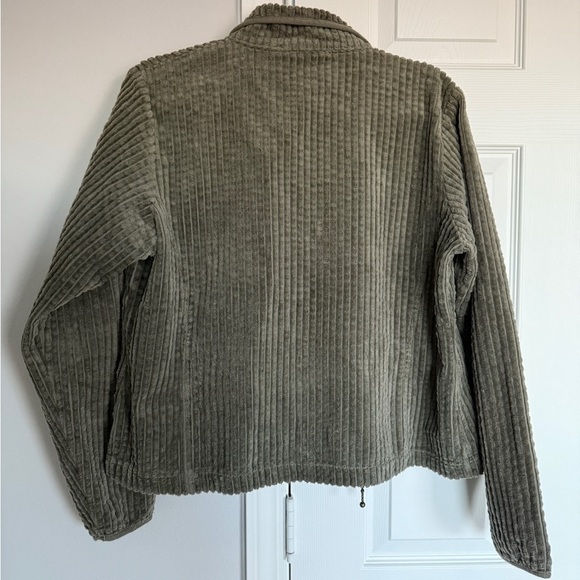 Woolrich Vintage Olive Green Women’s Corduroy Jacket - Size M - Picture 2 of 3